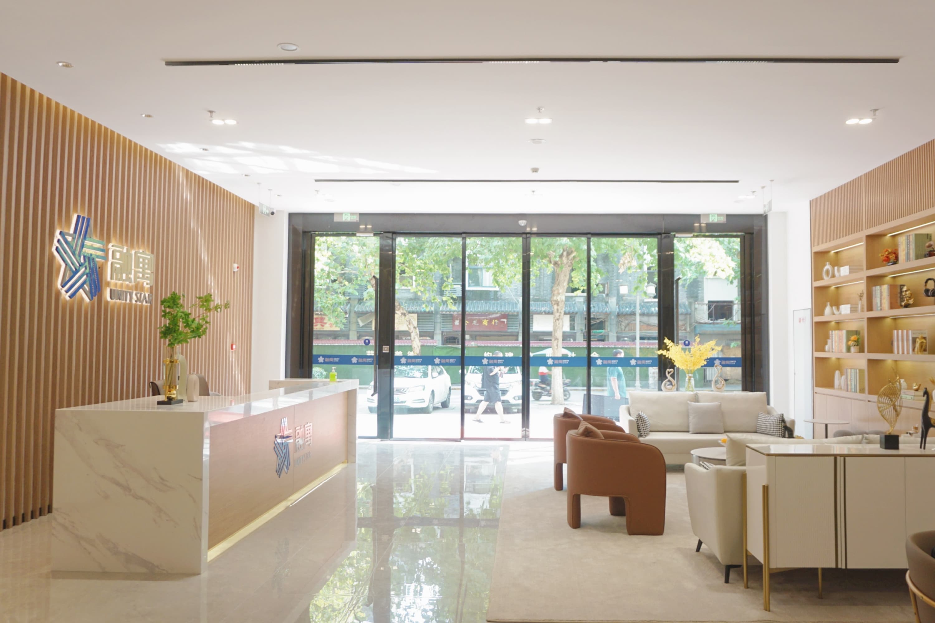 融寓武汉江汉路店 胡泽仁.jpg