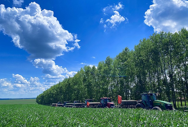 农机队伍 1-640.jpg